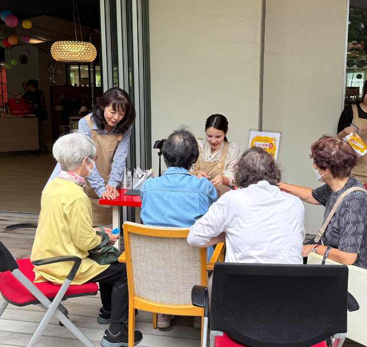 シニアネイルで手元を整える介護美容｜心美協